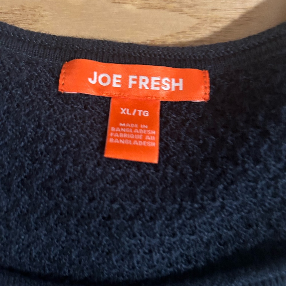 Joe Fresh Navy Sweater. X-Large. - Picture 2 of 4